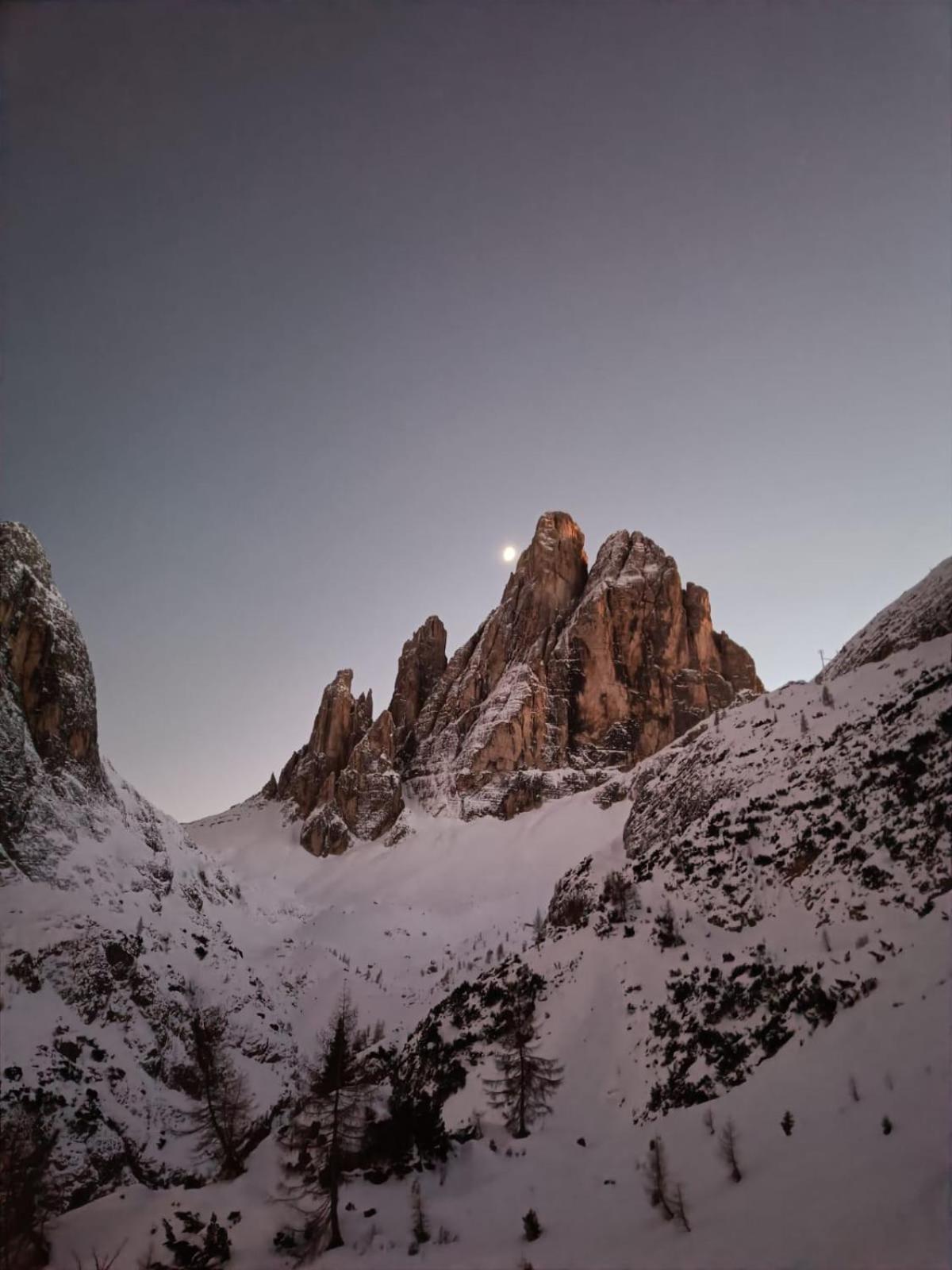 Appartamenti Sonnenuhr Sexten Dış mekan fotoğraf